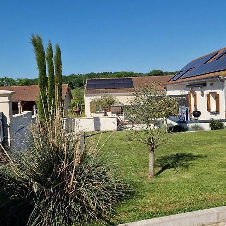 Gite De La Combe Ganat 3 Etoiles Sanvignes-les-Mines 外观 照片